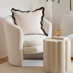 Maya Natural/Black Scalloped Cushion