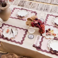 Maya Scalloped Placemat
