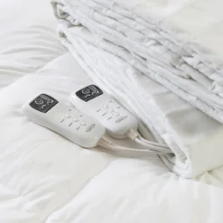 Multi Zone Fitted Electric Blanket