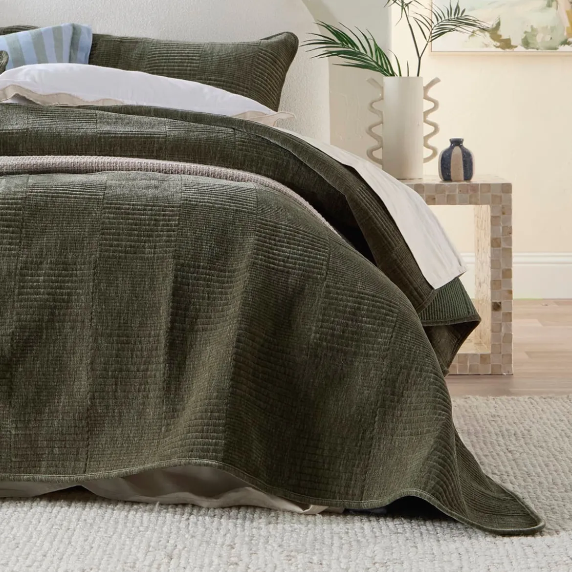 Olivia Chenille Coverlet Set