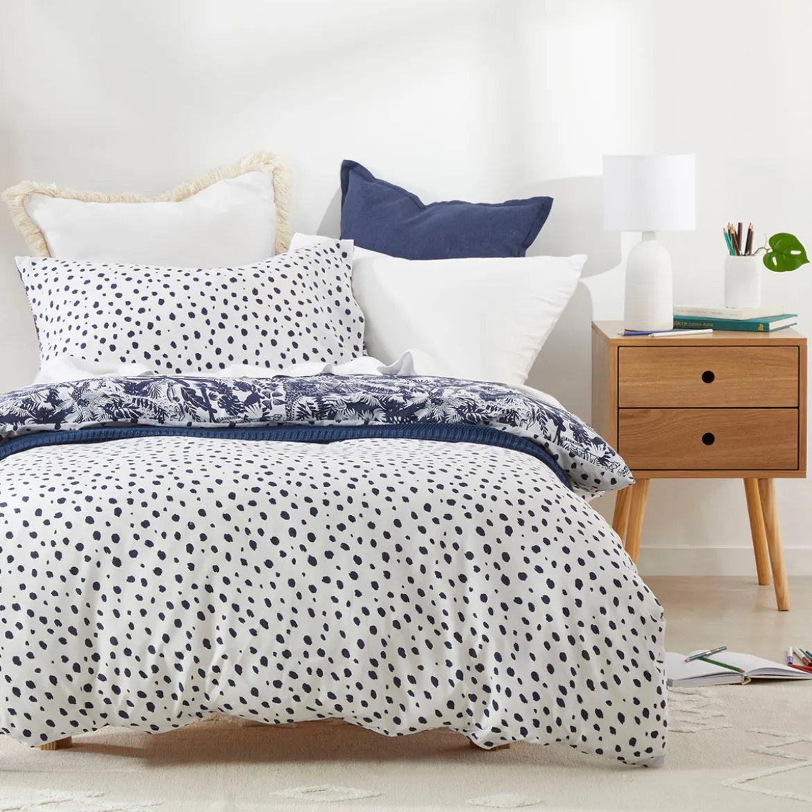 Orello Reversible Jungle/Spot Quilt Cover Set