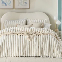 Oslo Faux Fur Ribbed Comforter Set
