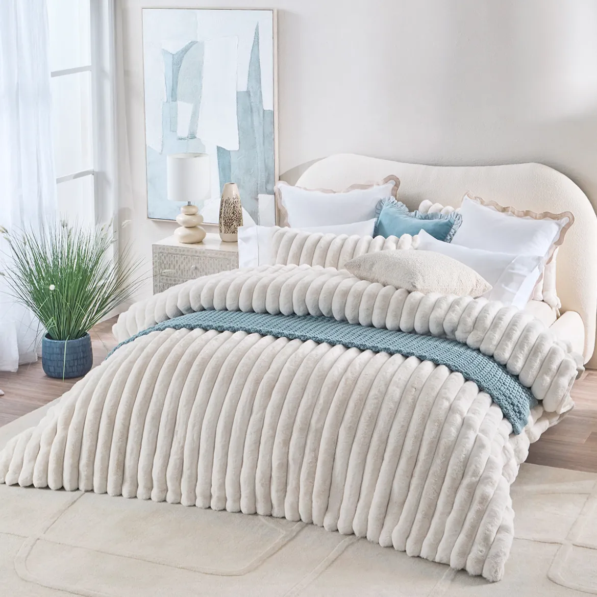 Oslo Faux Fur Ribbed Comforter Set
