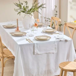 Pelham Cotton Table Runner