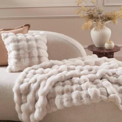 Prague Faux Fur Throw