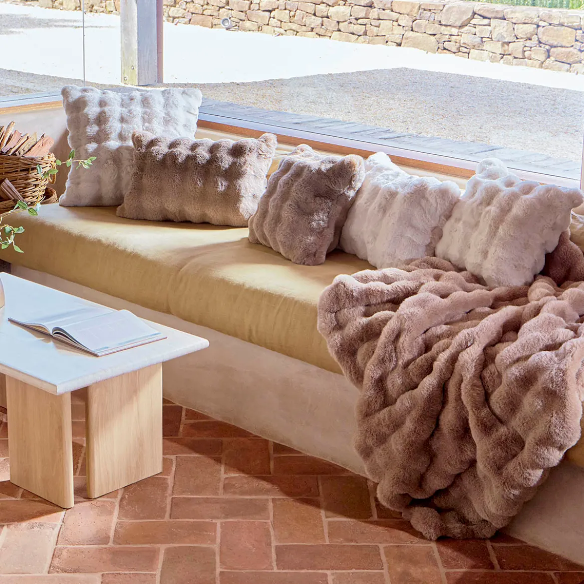 Prague Faux Fur Throw