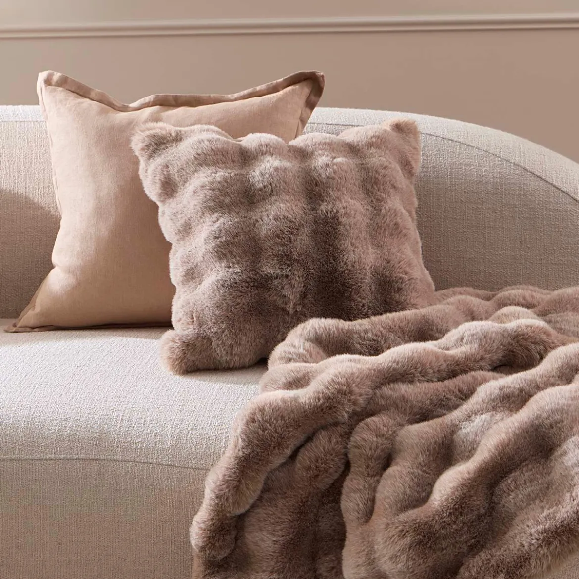 Prague Faux Fur Throw