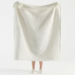 Raya Chenille Gauze Reversible Throw