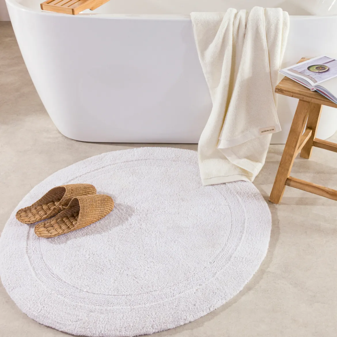Resort Reversible Bath Mat Round