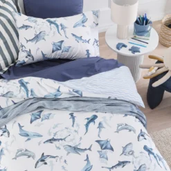 Rulers of the Sea Quilt Cover Set