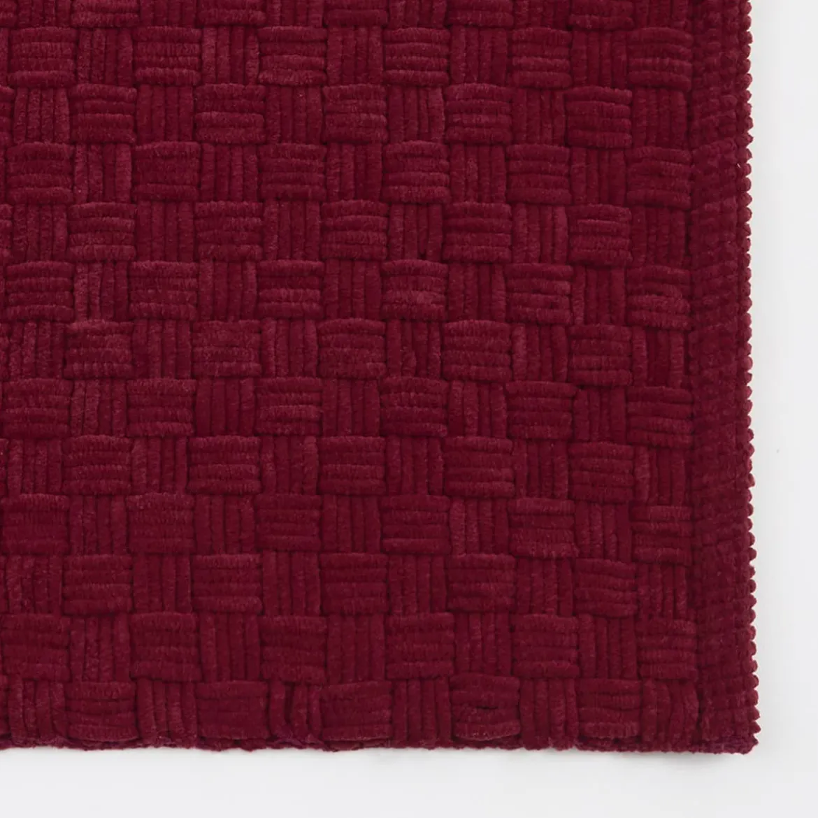 Rylee Woven Bath Mat