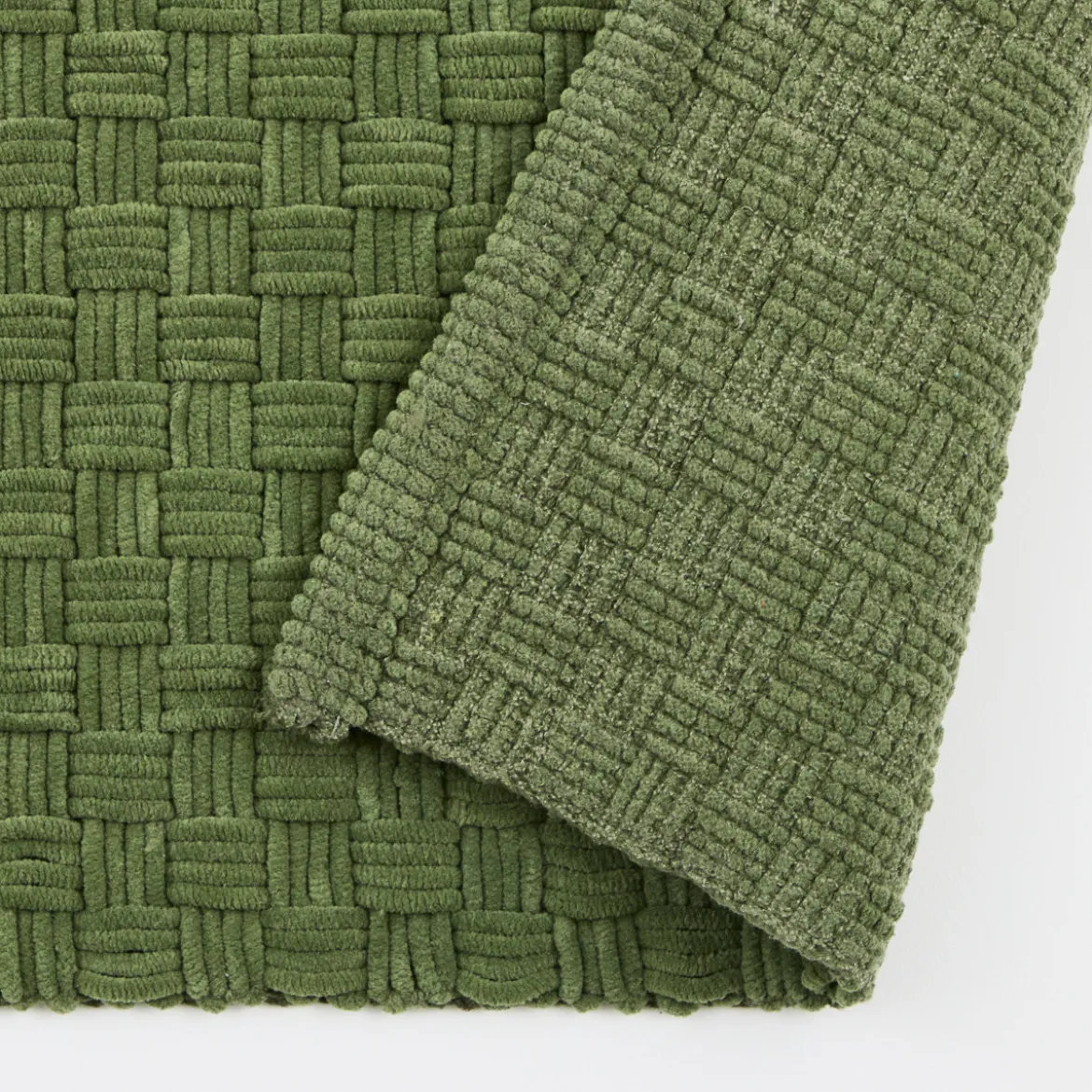 Rylee Woven Bath Runner