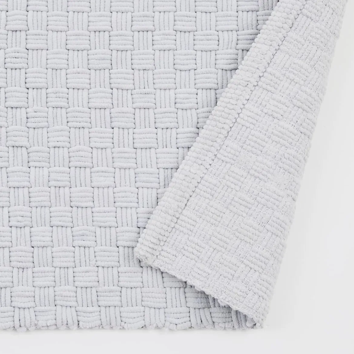 Rylee Woven Bath Runner