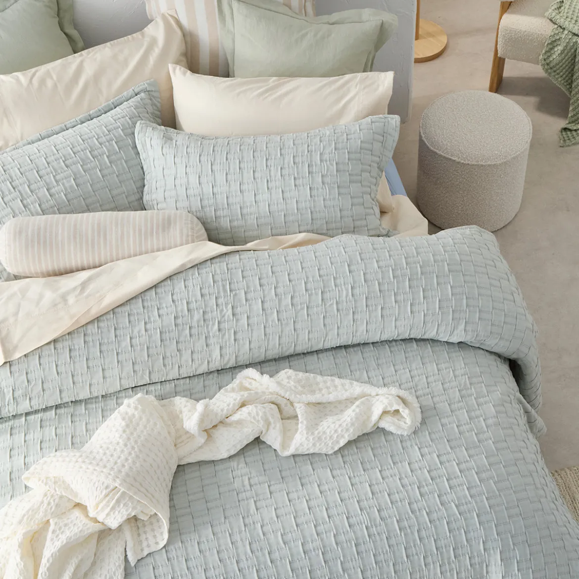 Santella Coverlet Set