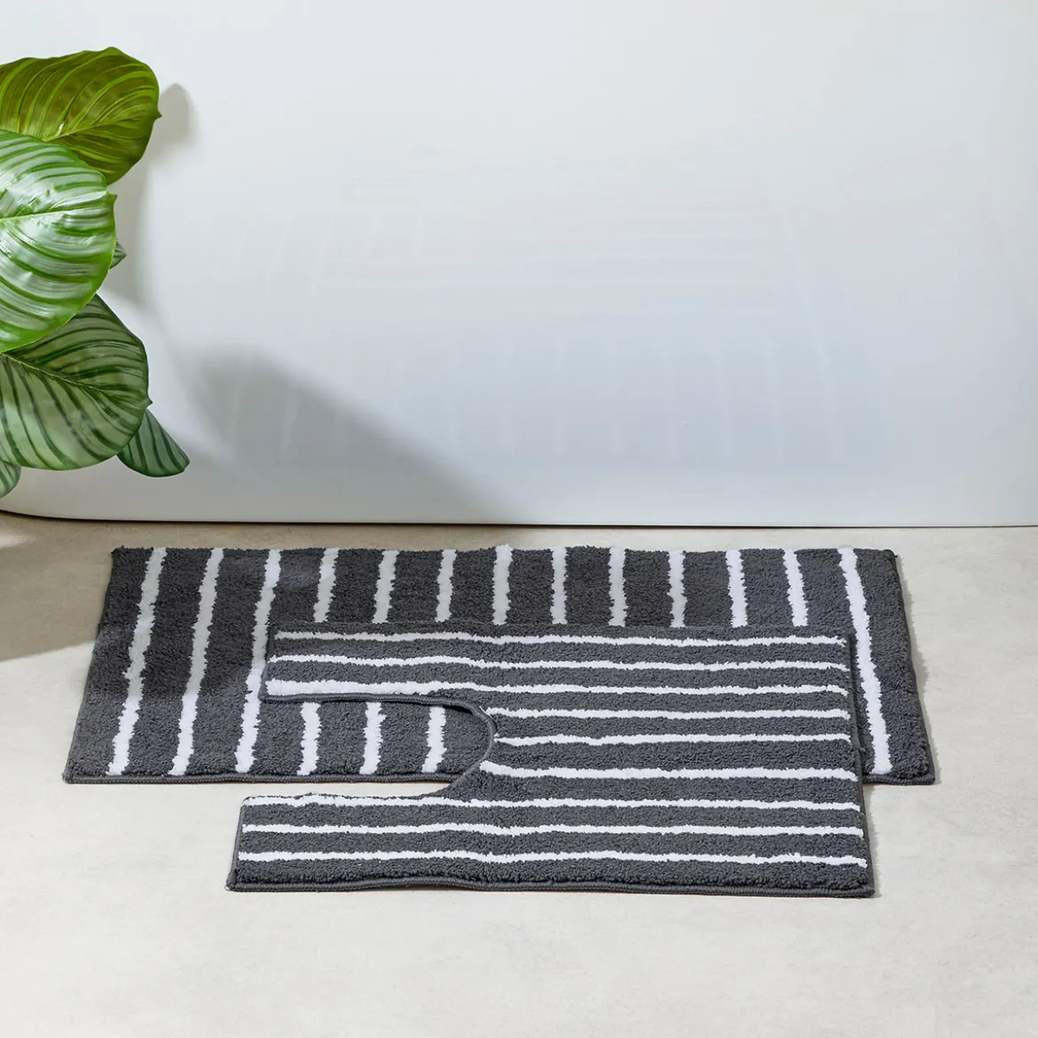 Seana Stripe Contour & Bath Mat Set
