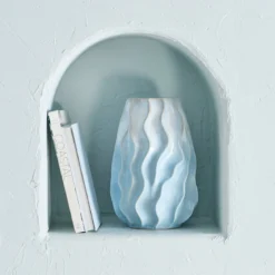 Skipper Wave Vase