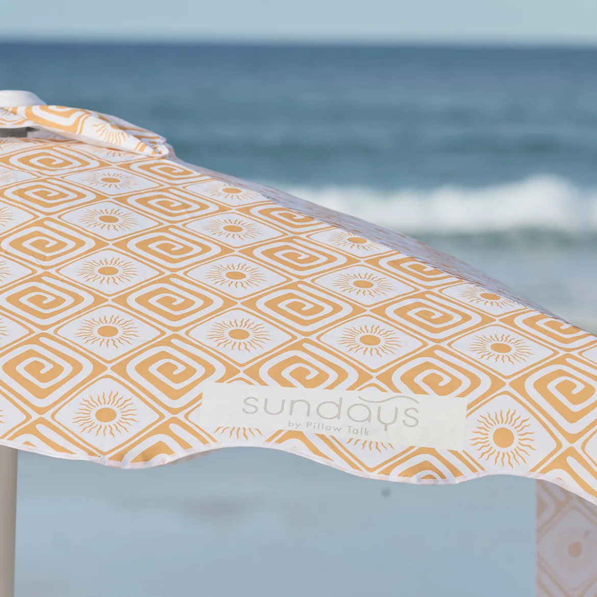 Solaire Sun Scalloped Cabana