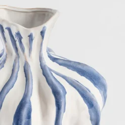 Stormz Vase