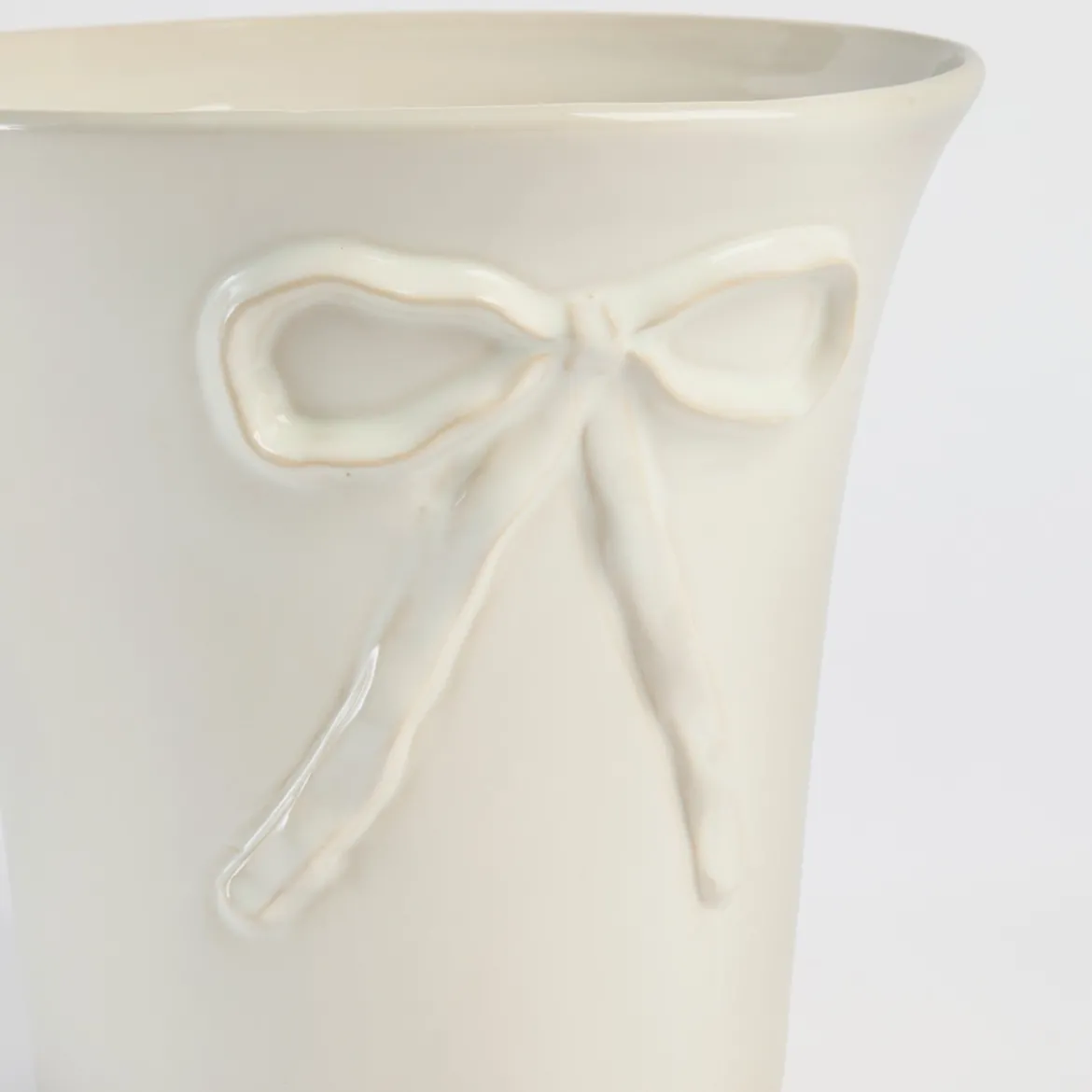 Sweet Bow Planter