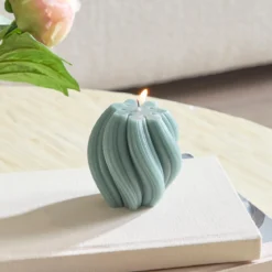 Swirl Candle