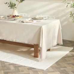 Syanno Wool Floor Rug