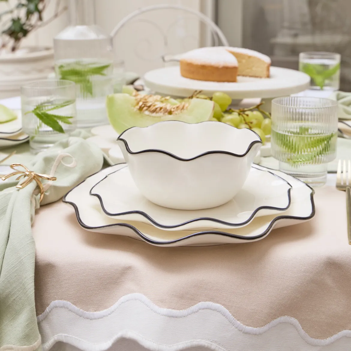 Taylor 12 Piece Dinner Set