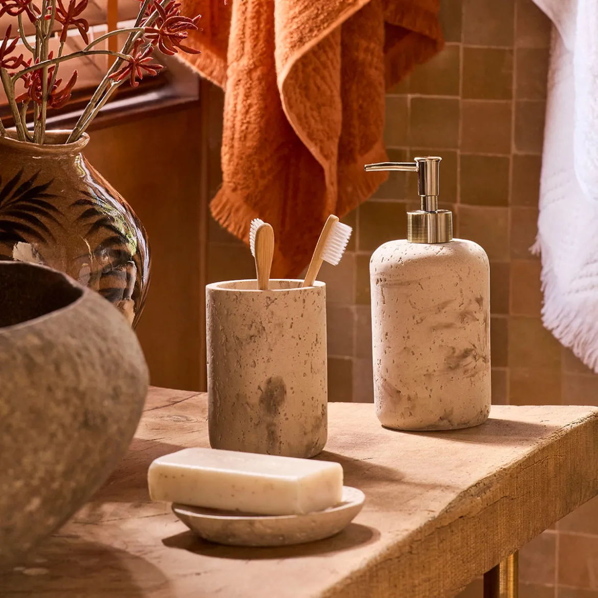 Tori Bathroom Accessories