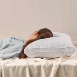 Ultra Loft Firm Gusseted Microfibre Pillow