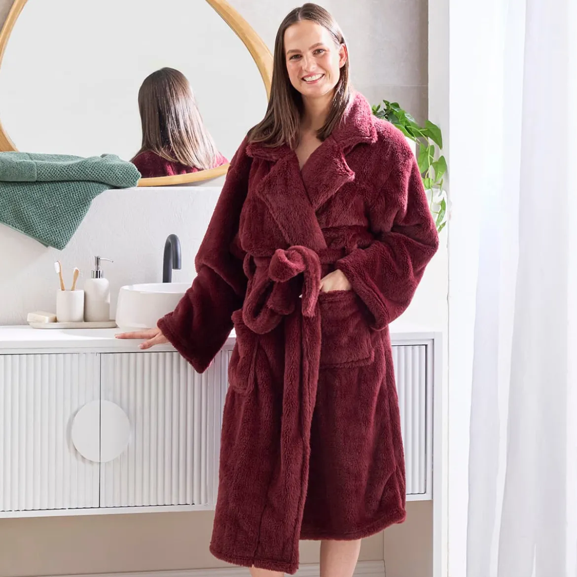 Victoria Mahogany Faux Fur Bath Robe