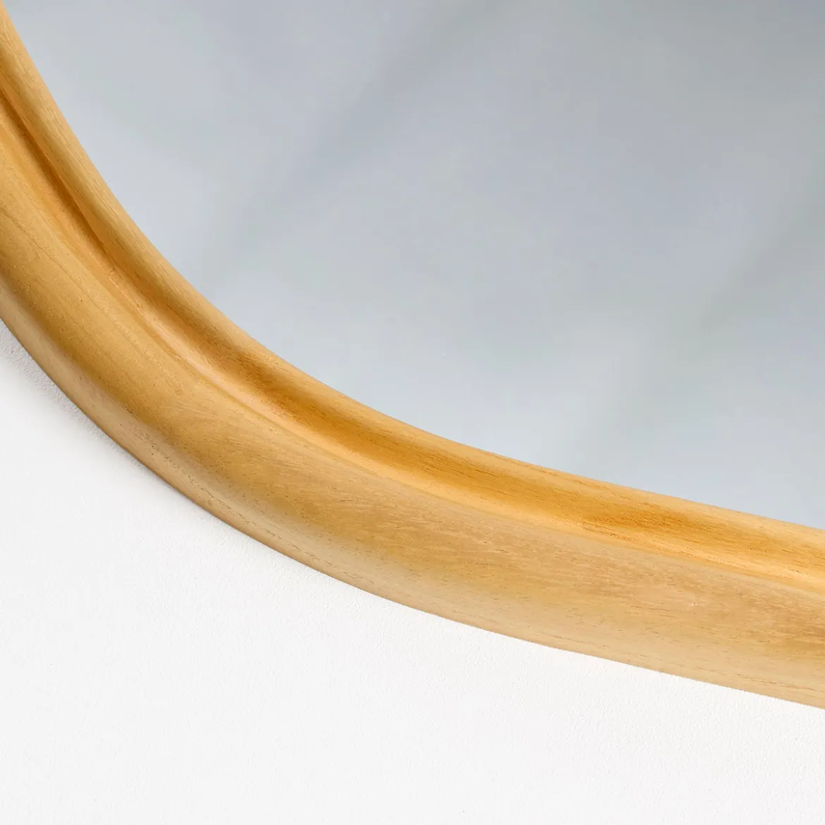 Willow Curve Floor Mirror