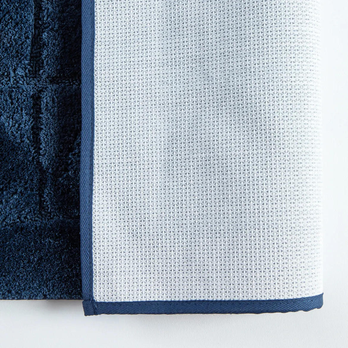 Zoe Bath Runner