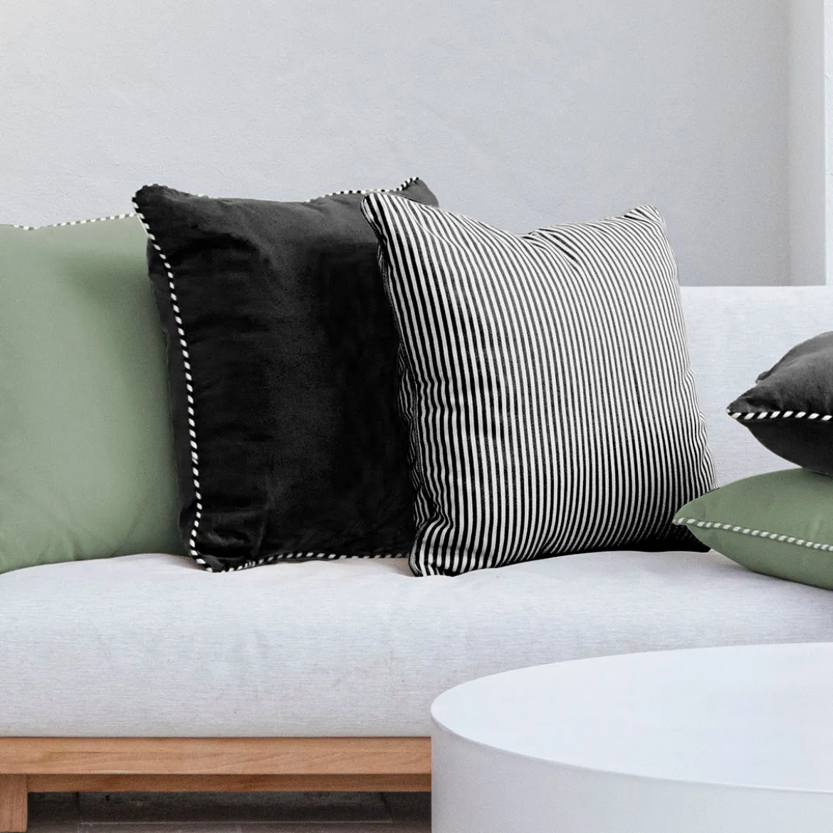 Zona Outdoor Large Stripe Square Cushion
